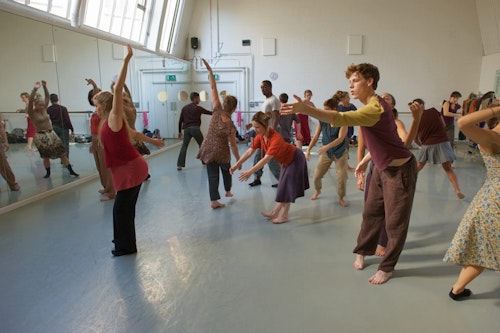 Students from London Contemporary Dance School rehearsing Rosemary Lees Square Dances Dance Umbrella 2011 Photo Richard Oliver 1024x681